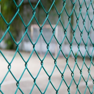 कृषि क्षेत्र पीवीसी हीरा जाल बाड़ प्लास्टिक कवर चेन लिंक बाड़ 1000-2500 मिमी